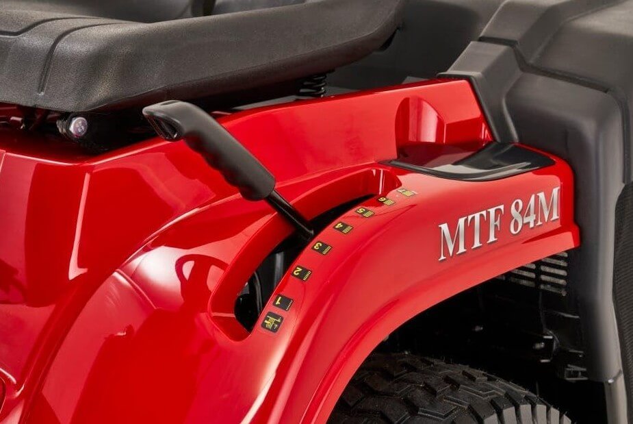 Трактор садовый с травосборником MOUNTFIELD MTF 84M (2T2005403/CAS)