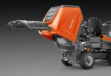 Садовый райдер Husqvarna® RC 320Ts AWD [635 см³ / 103 см / 237 кг]
