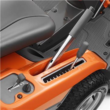 Садовый райдер Husqvarna® R 316TX AWD [603 см³ / 112 см / 238 кг] без деки 