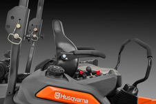 Садовый райдер Husqvarna® Z560X [810 см³ / 152 см / 630 кг] B&S Vanguard V-Twin 