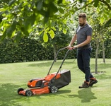 Газонокосилка аккумуляторная  HUSQVARNA LC247i (9679796-01) [36В, 1х5,2 Ач, з/у]