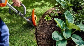 Триммер аккумуляторный Husqvarna® 110iL [36 В / 30 см / 3,13 кг] +Bli10 +C80